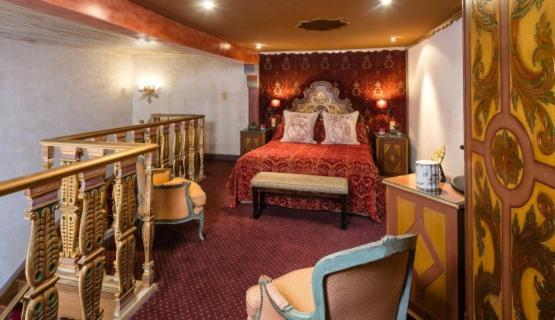 Chateau De Codignat Hotel *