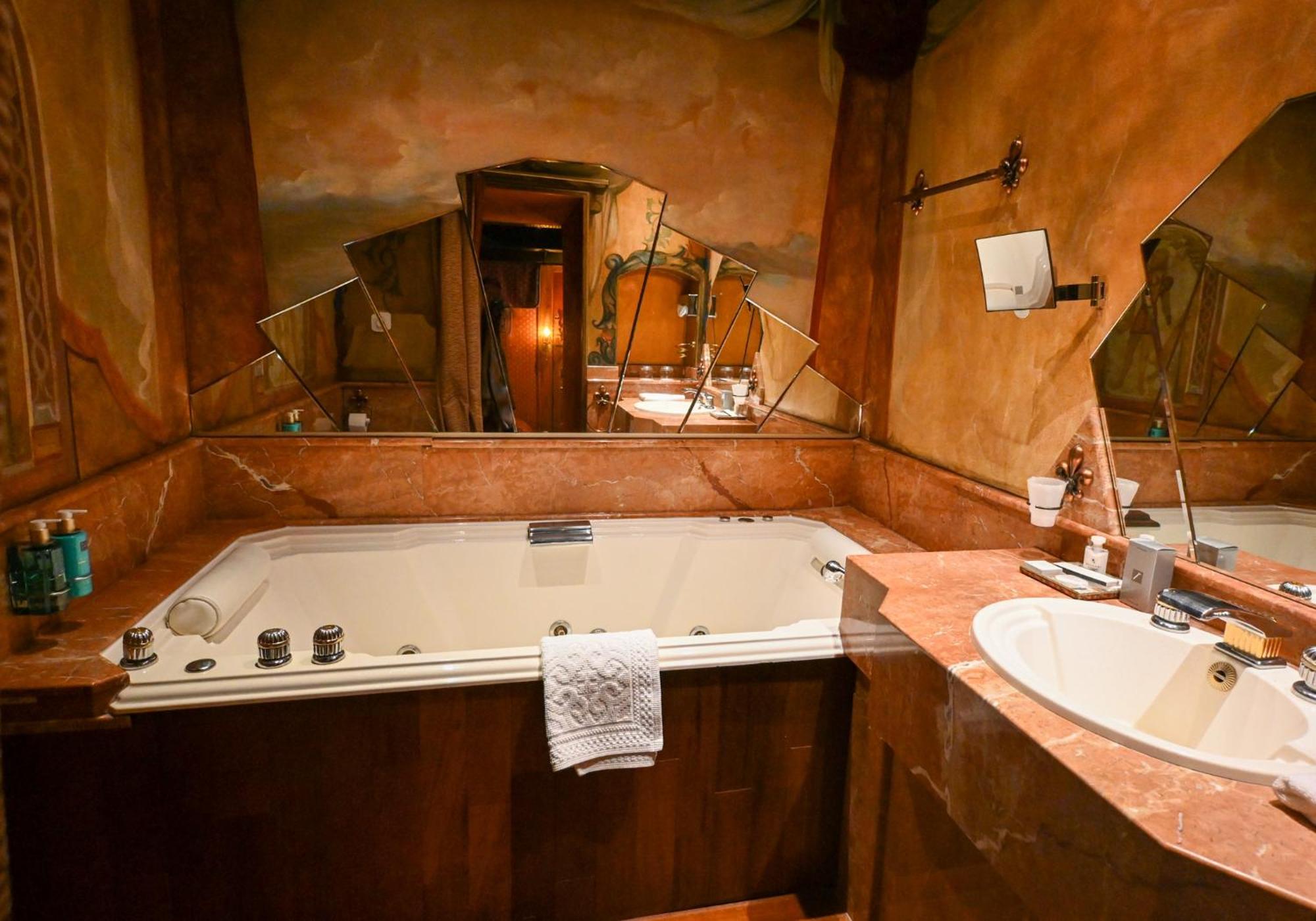 Hotel Chateau De Codignat