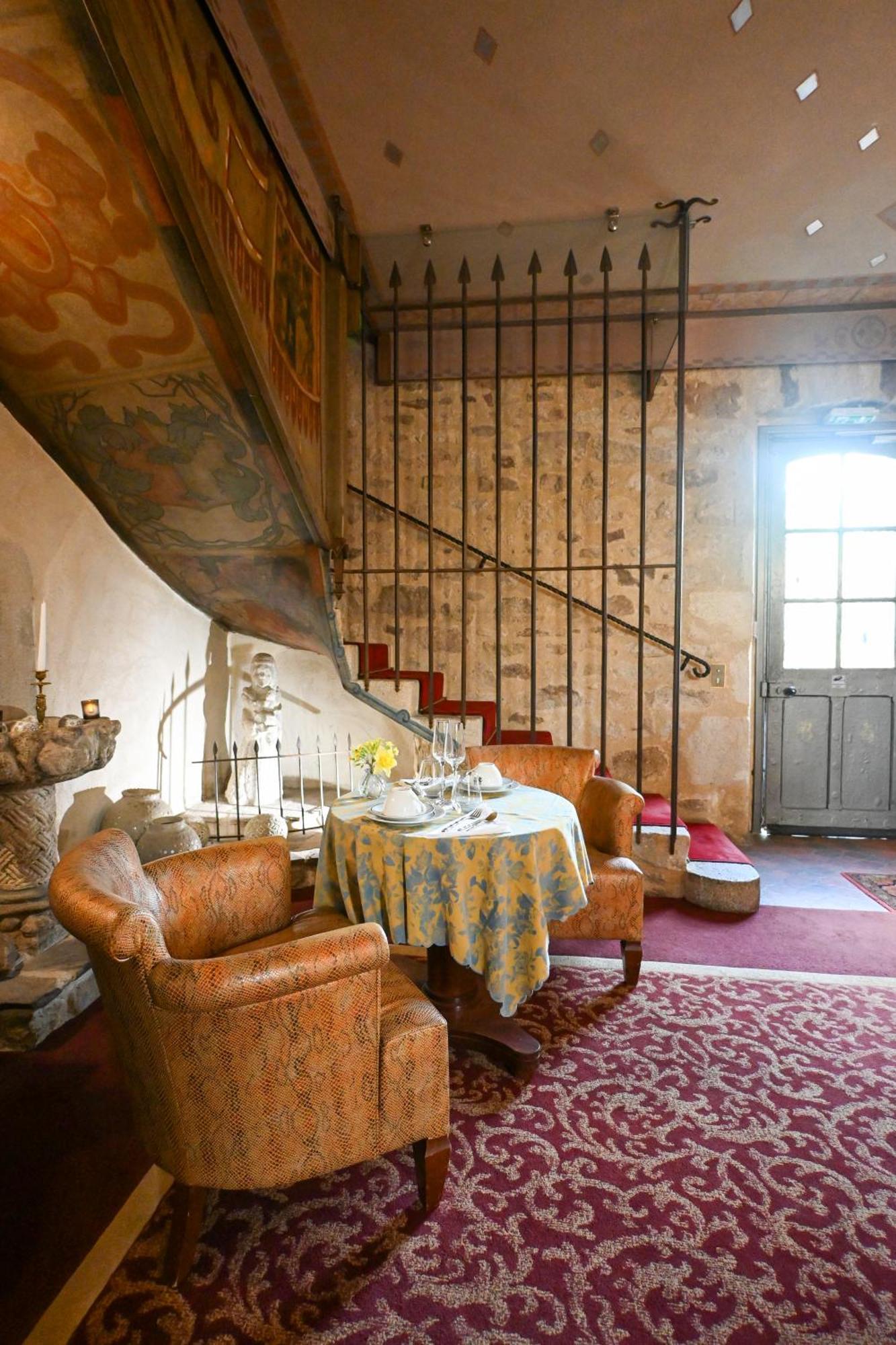 Hotel Chateau De Codignat Lezoux